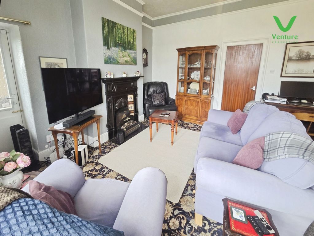 Property photo 2 of 21 Pbox-Img.Jpg