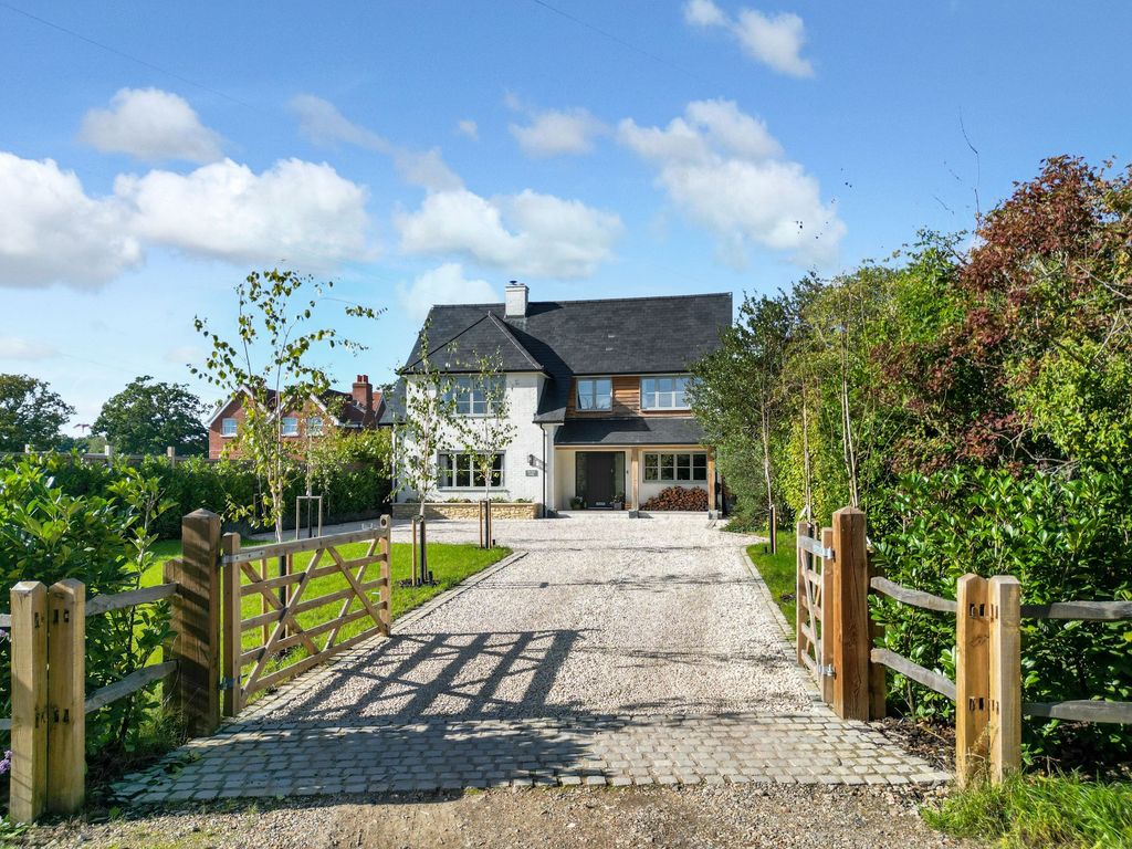 Property photo 1 of 43