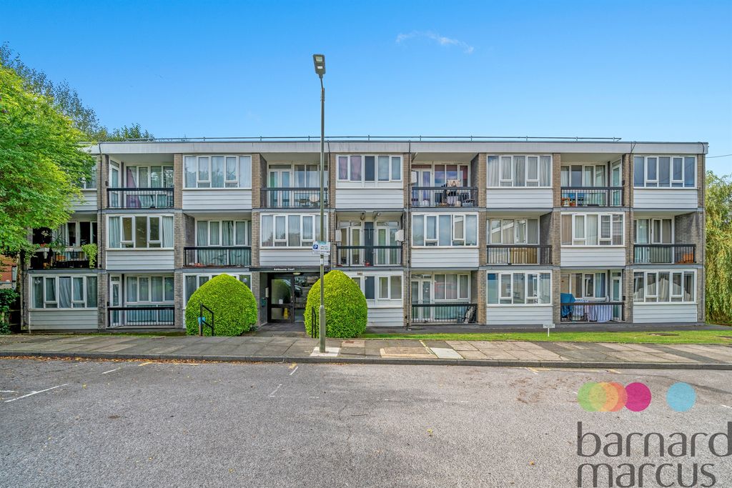 Property photo 1 of 11