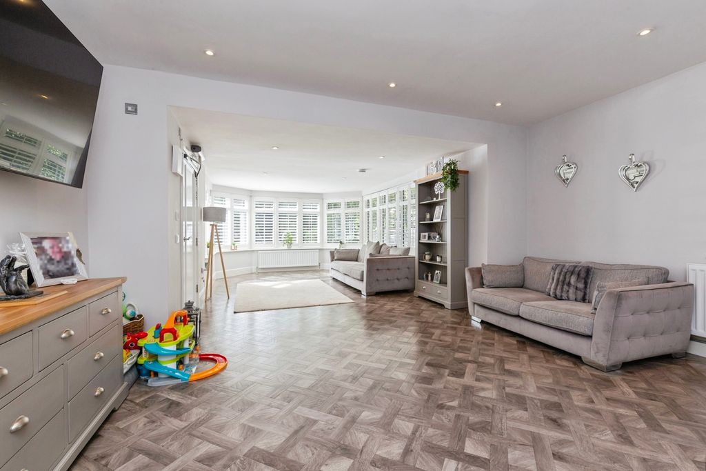 Property photo 3 of 20 Reception Room