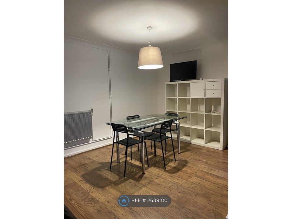 Property photo 3 of 14 Dining Area