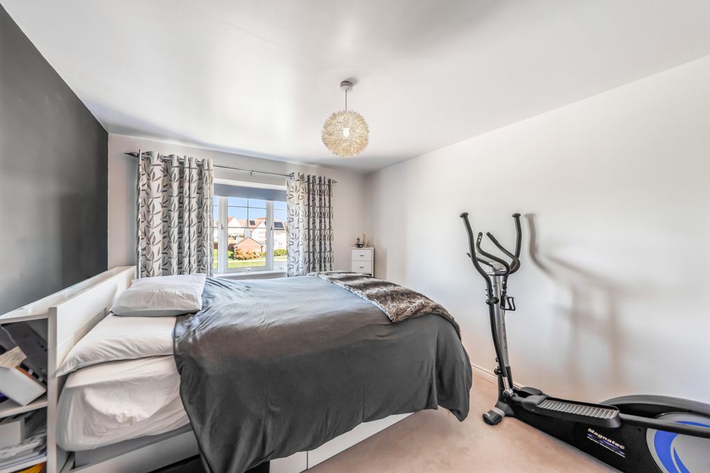Additional image 16 of 5 bed detached house for saleJonagold Place, Evesham WR11