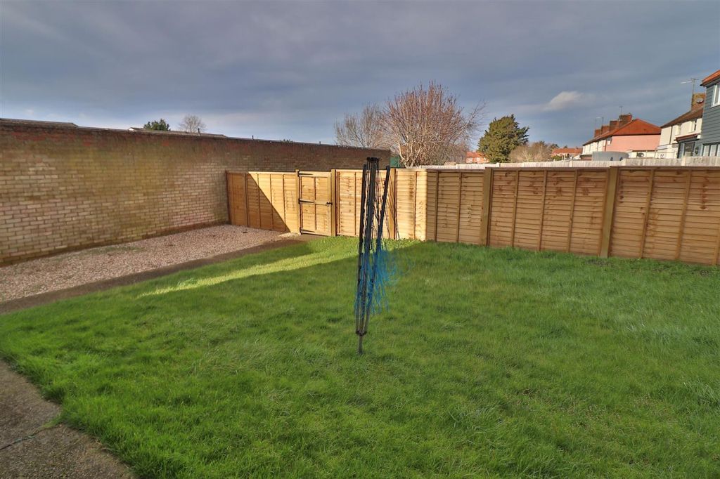 Property photo 2 of 9 Img_1819.Jpg