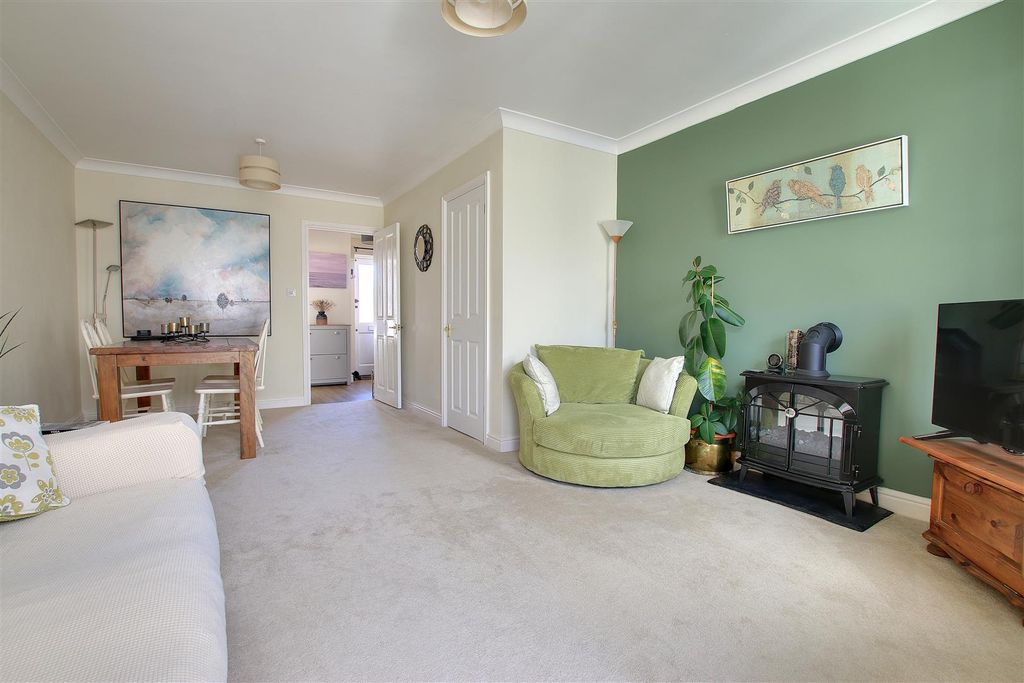 Property photo 2 of 16 Img_8764-Img_8766.Jpg