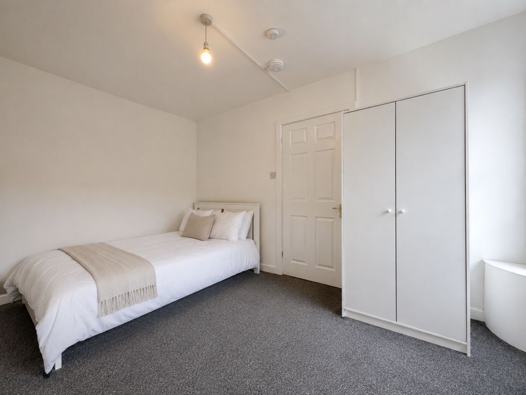 Property photo 1 of 11 5298270