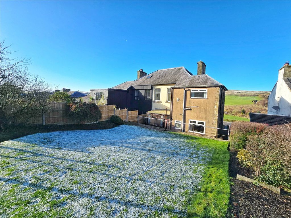 Property photo 3 of 23 Gardens & View