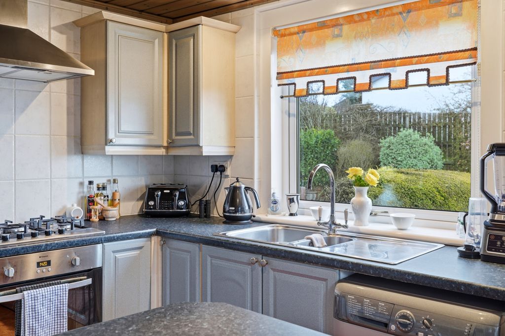 Additional image 9 of 4 bed semi-detached house for sale5 Fingask Street, Dundee DD3