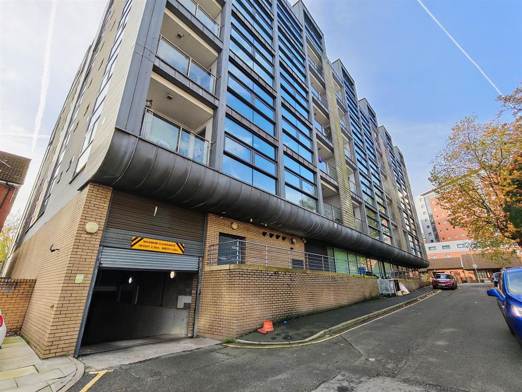 Property photo 3 of 3