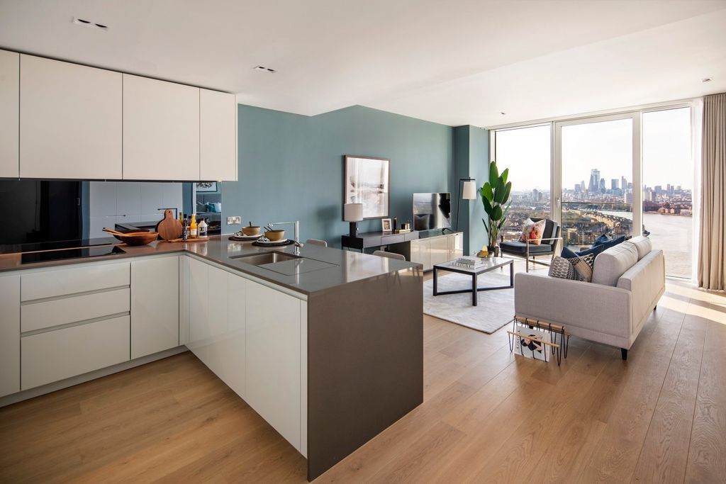 Property photo 1 of 25