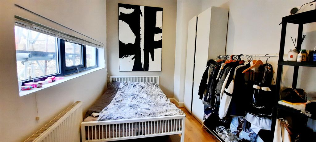 Property photo 2 of 5 Bedroom 1