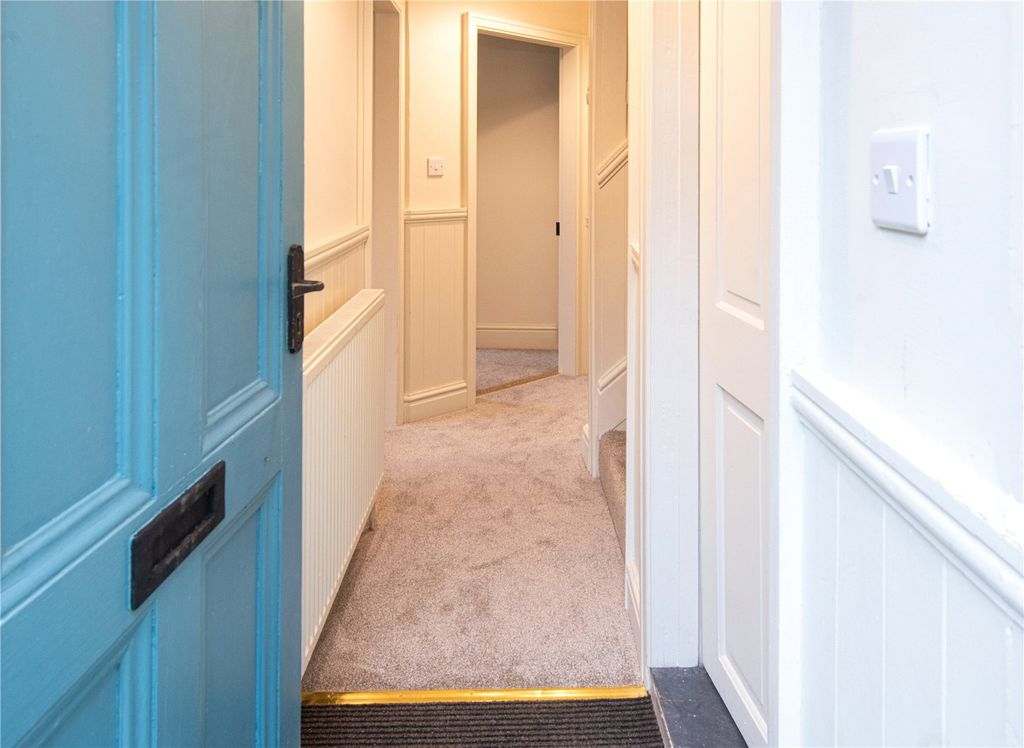 Property photo 1 of 18 Picture No. 08