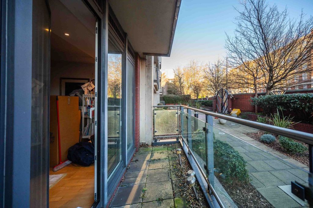 Property photo 2 of 7