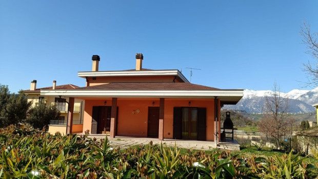 Property photo 1 of 20
