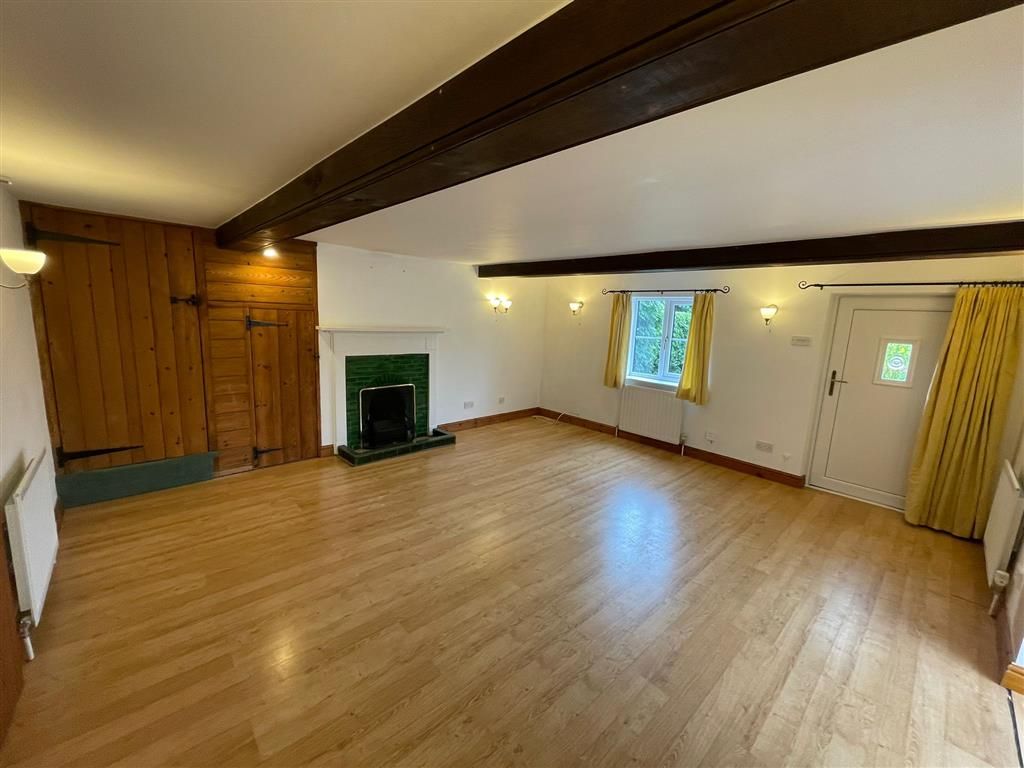 Property photo 2 of 21 Bathroom