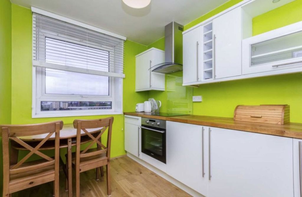 Property photo 3 of 6