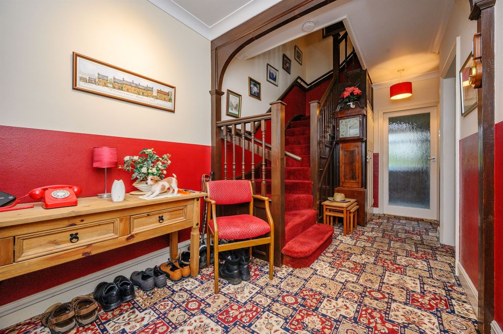 Property photo 3 of 14