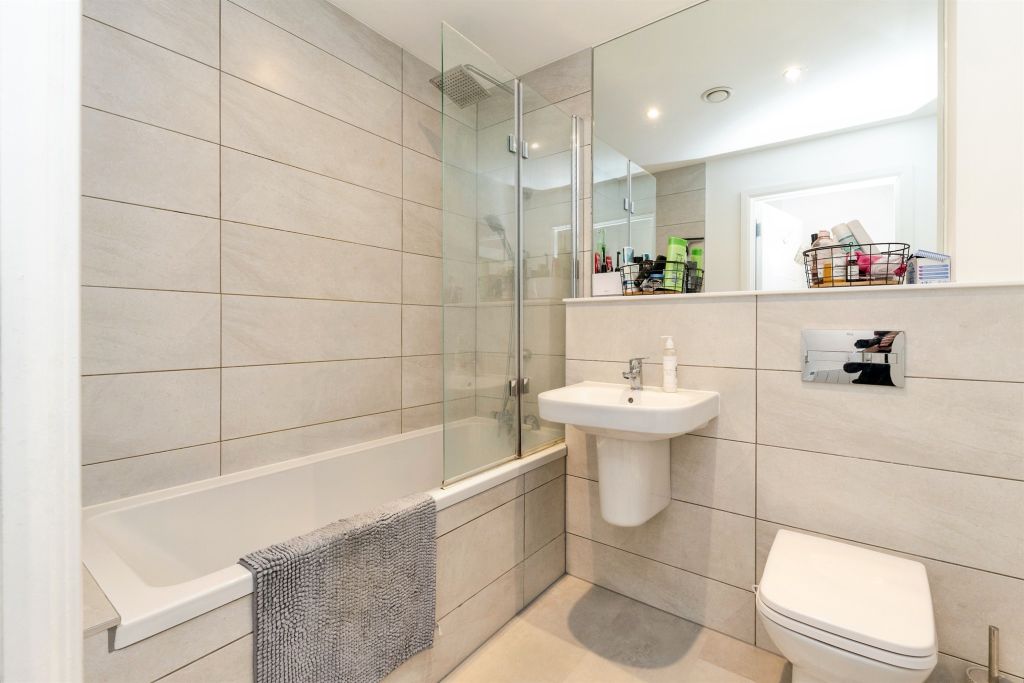 Additional image 16 of 2 bed flat for saleLeys Avenue, Letchworth Garden City SG6