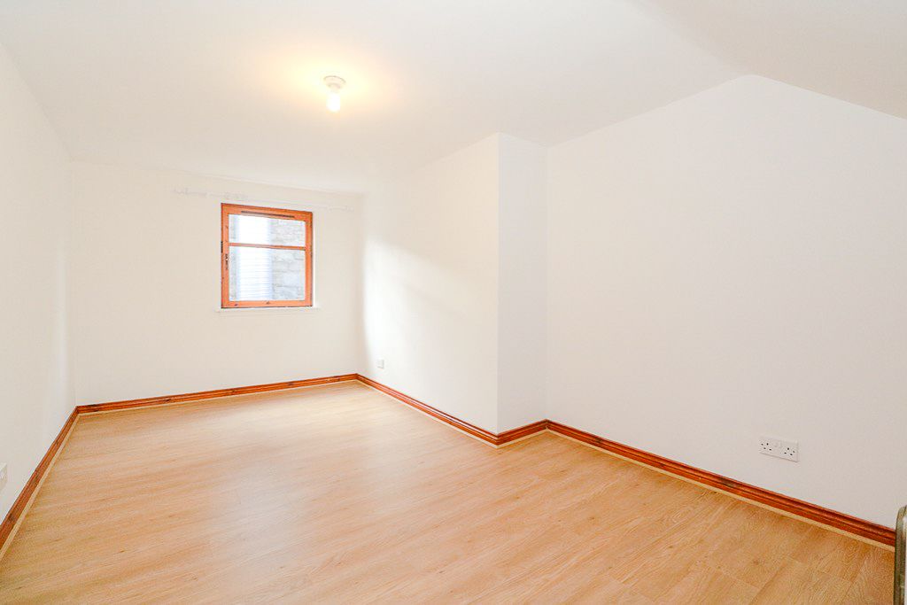 Property photo 3 of 14 Photo 3