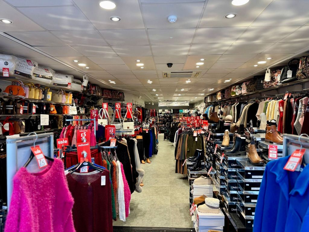 Property photo 3 of 13