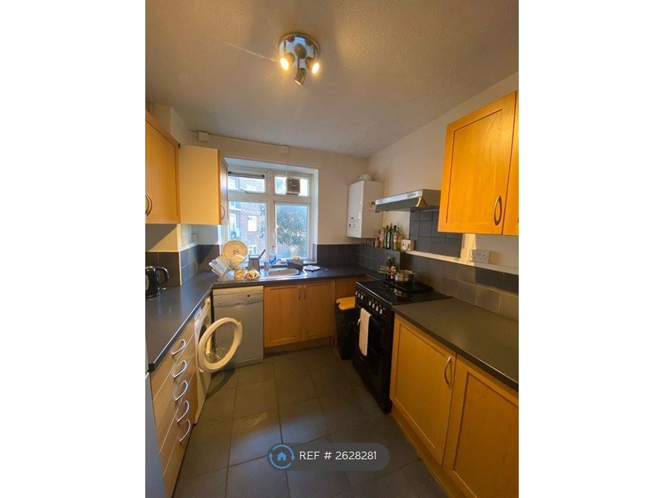 Property photo 3 of 11