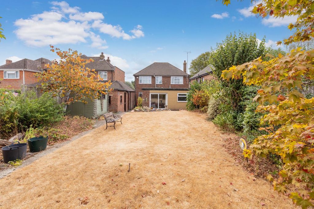 Property photo 2 of 19