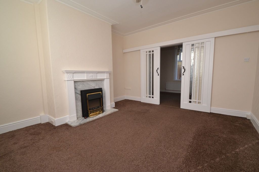 Property photo 2 of 16 Photograph 2