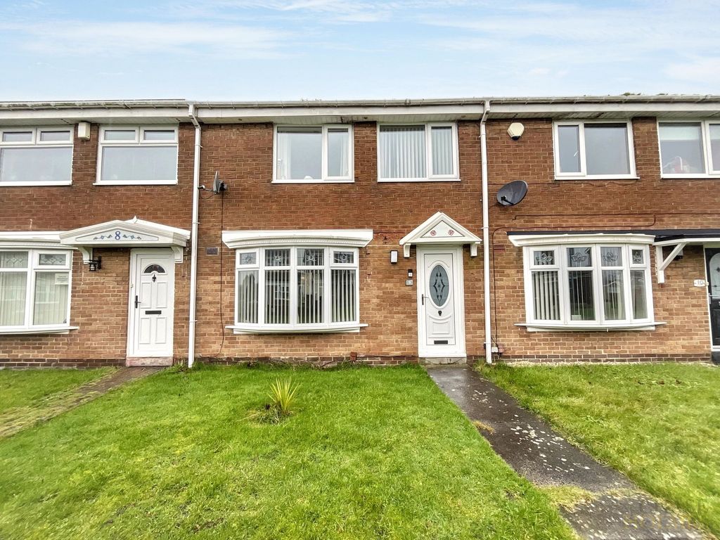 Property photo 3 of 18