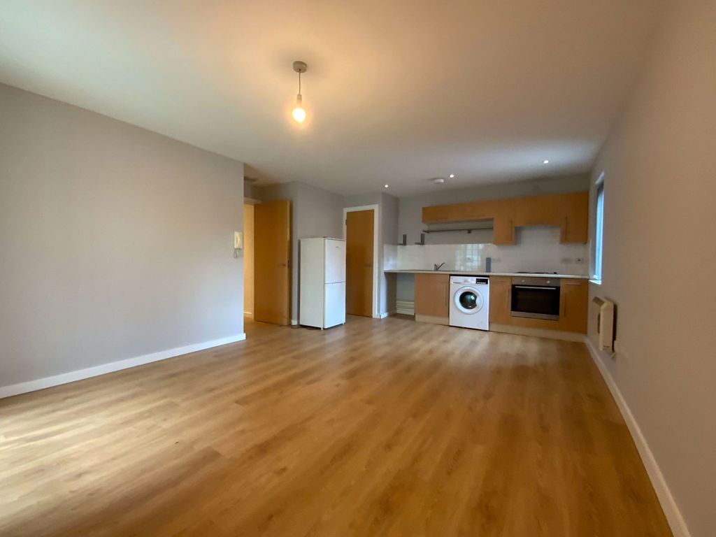 Property photo 3 of 9