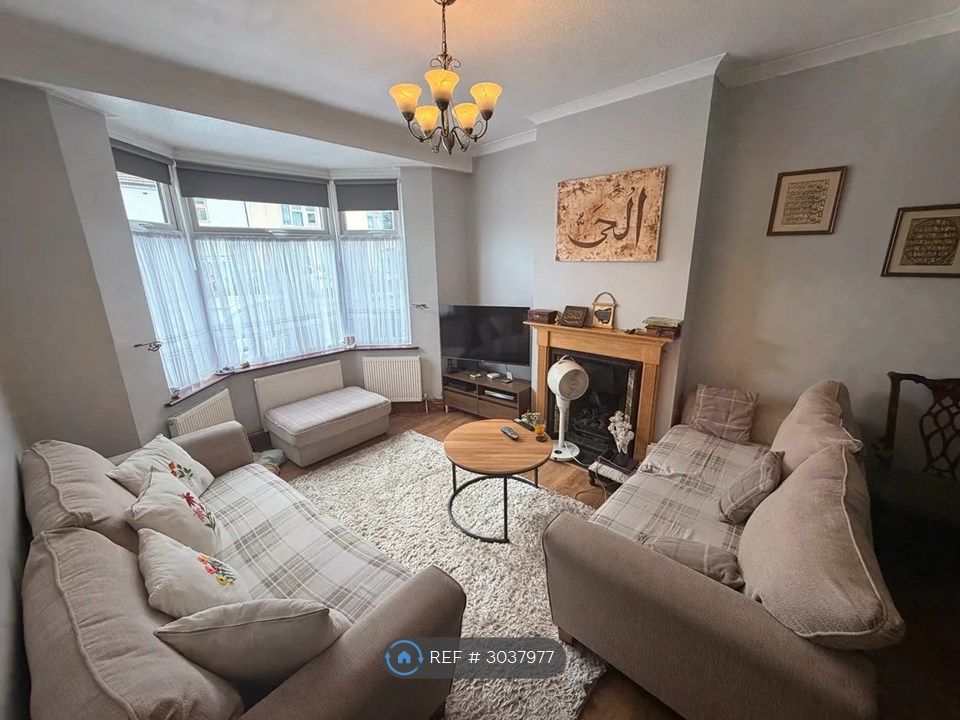 Property photo 3 of 26