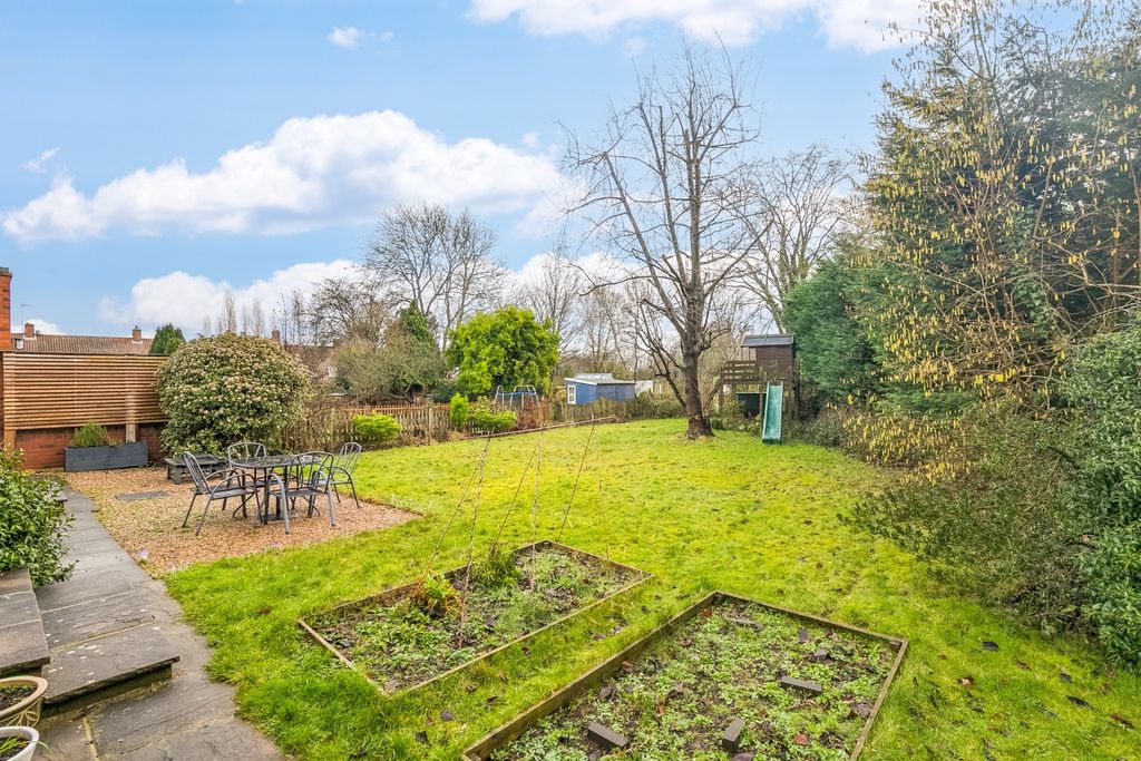 Property photo 3 of 28 3216055