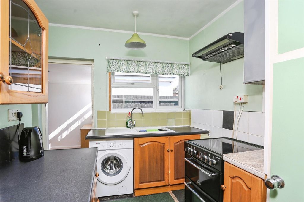 Property photo 2 of 15