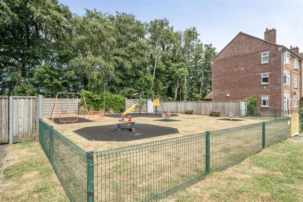 Property photo 2 of 12 1468239-4-6A19909c1Fb6B.Jpg