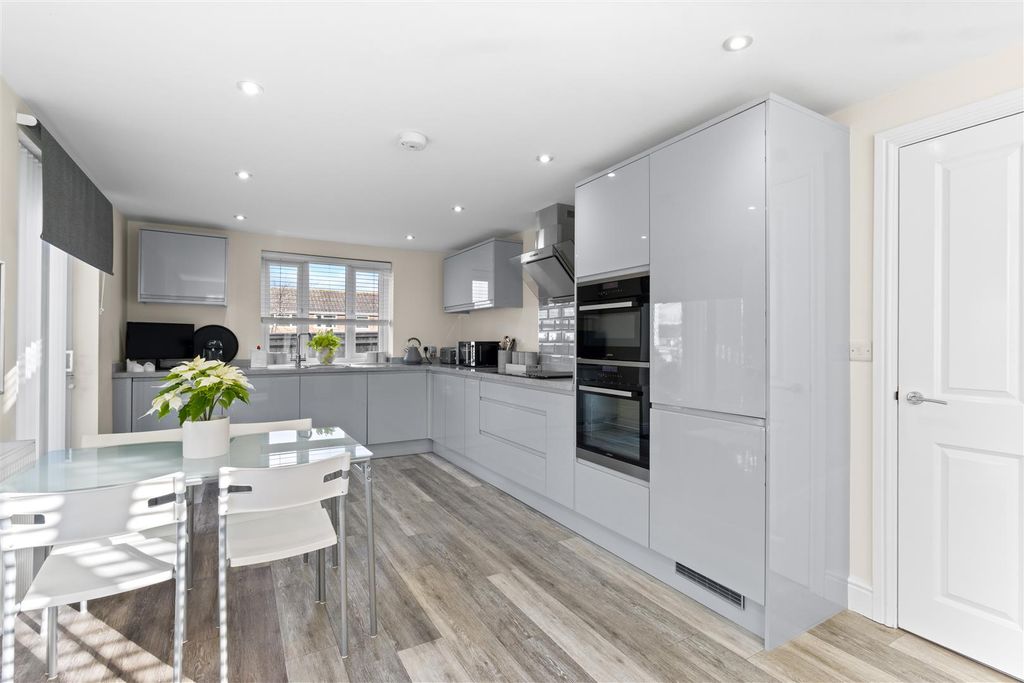 Additional image 15 of 4 bed detached house for saleOak Fields, Hailsham BN27