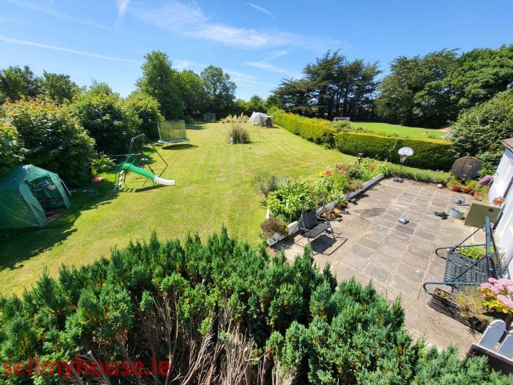 Property photo 3 of 9