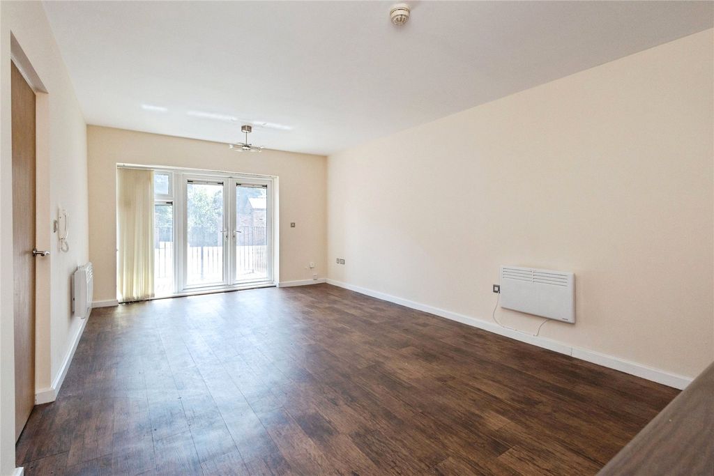 Property photo 3 of 12 Picture No. 28