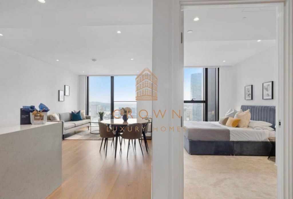 Property photo 3 of 21 Hampton Tower, 102052 (6).Jpg