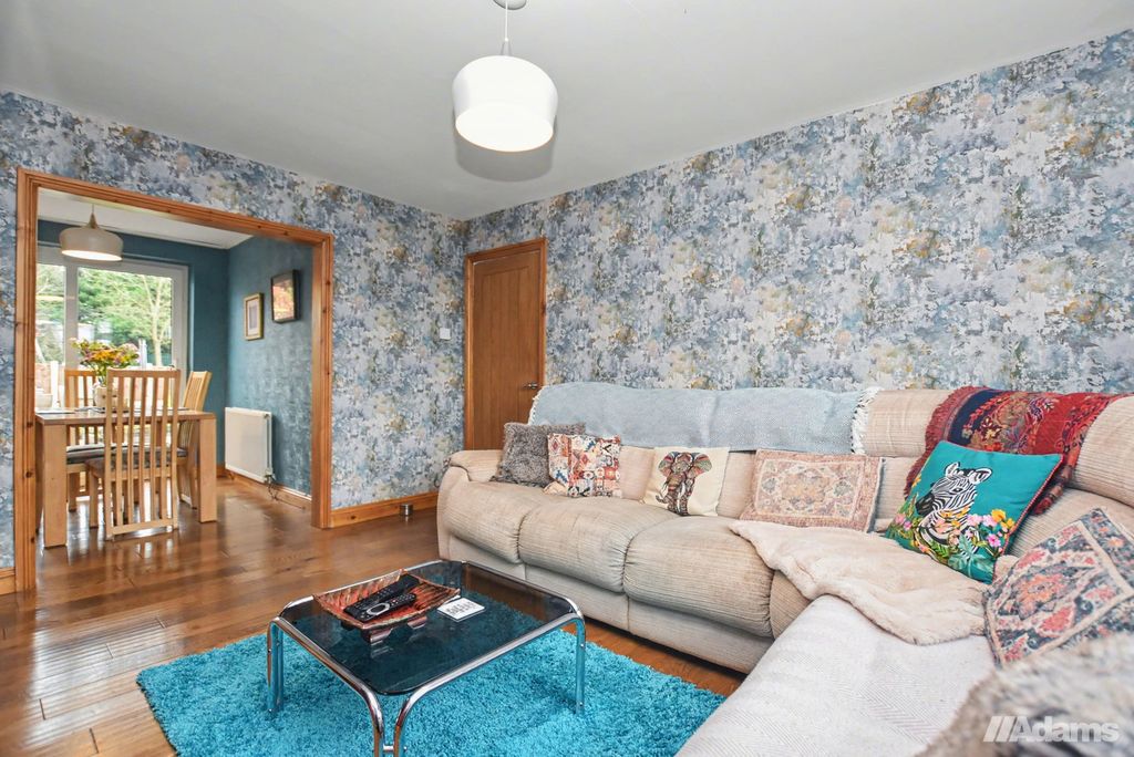 Property photo 2 of 26