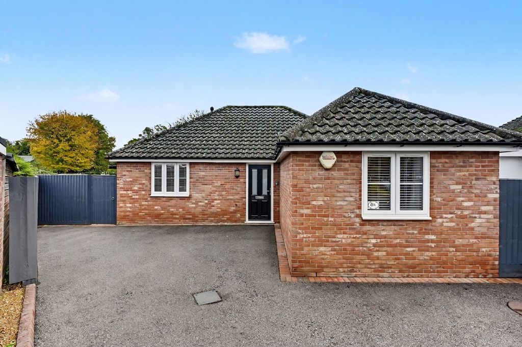 Property photo 1 of 21