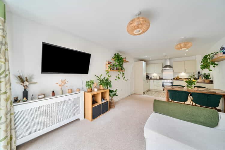 Property photo 2 of 20