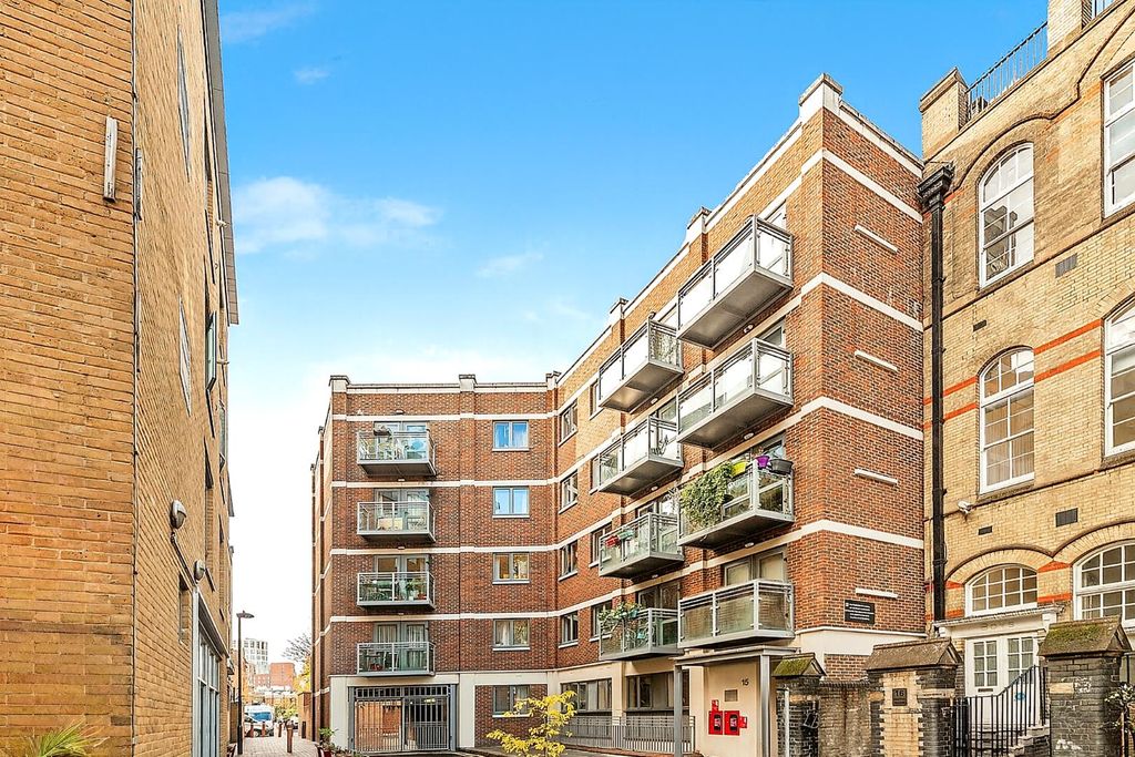 Property photo 1 of 11 J.Png