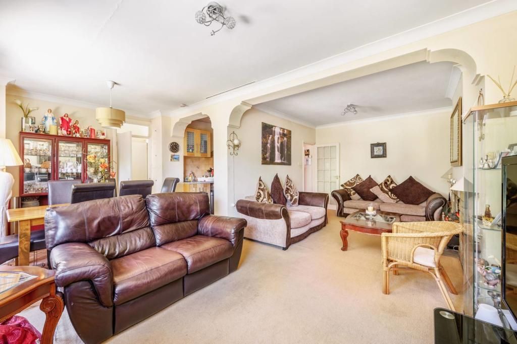 Property photo 3 of 9