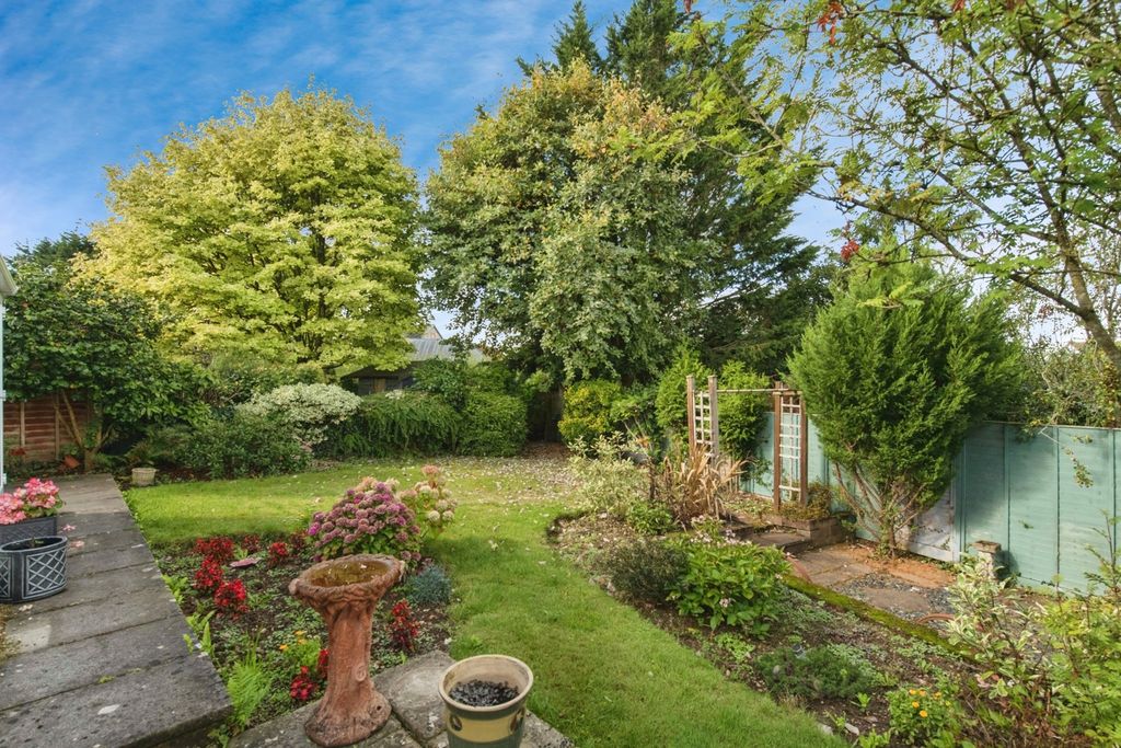 Property photo 2 of 17 Photo