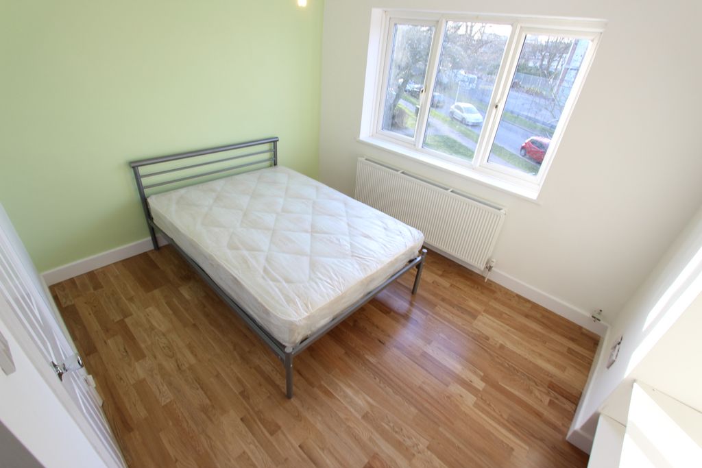 Property photo 2 of 6