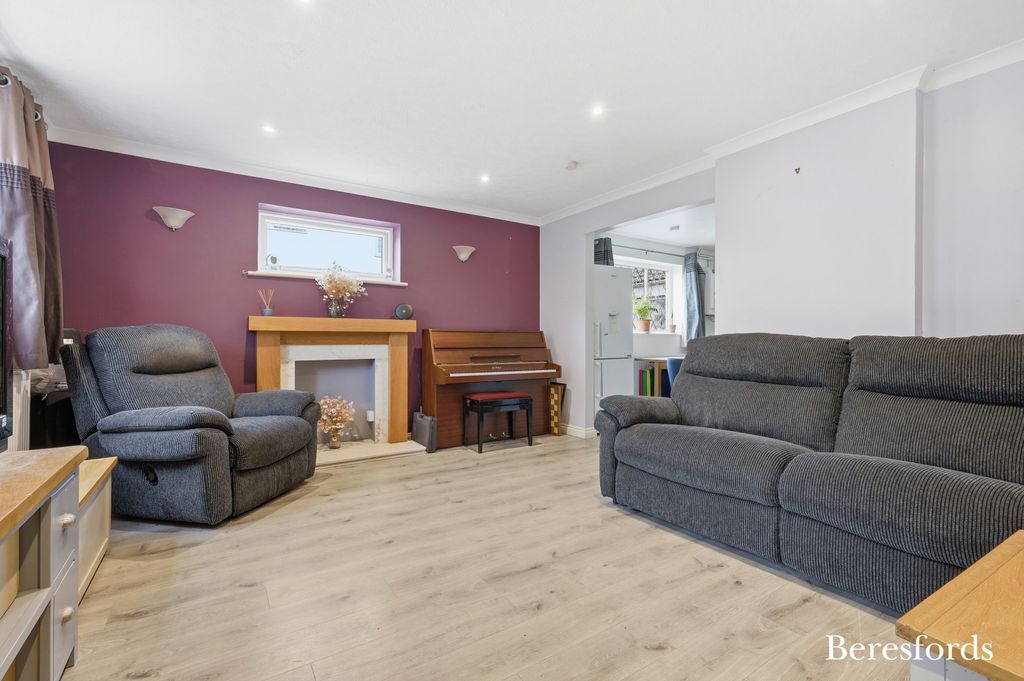 Property photo 3 of 19 Picture No. 13