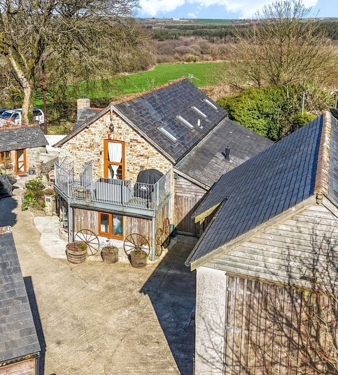 Property photo 3 of 33 Picture No. 39