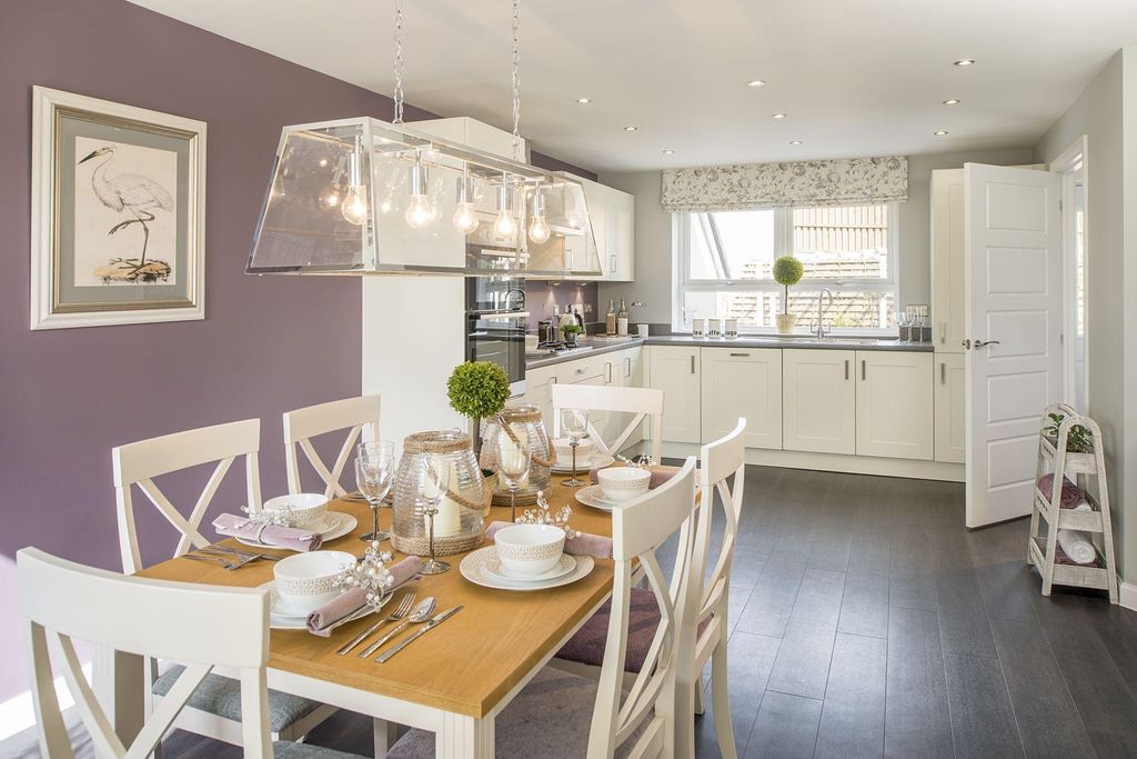 Property photo 3 of 9 Kitchen Diner