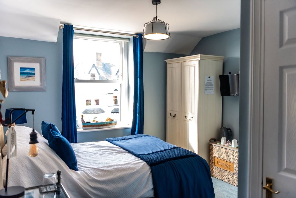 Additional image 37 of 9 bed town house for saleArvon Avenue, Llandudno LL30