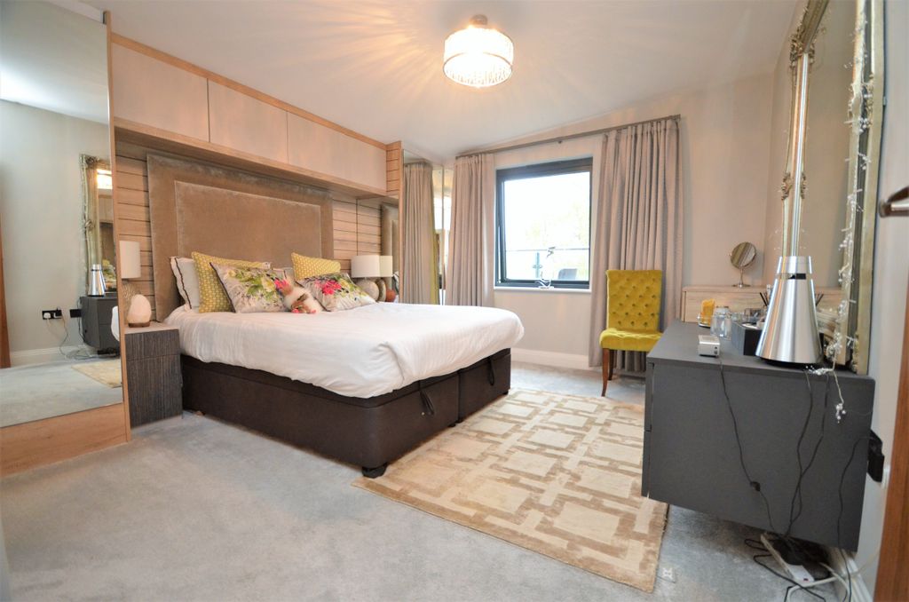 Additional image 6 of 2 bed flat for saleCastle Bailey, Colchester, Essex CO1