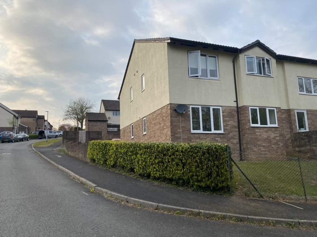 Property photo 1 of 10 Outside