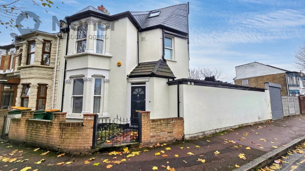 Property photo 1 of 34 Whatsapp Image 2025-12-06 At 12.42.52_3Ec75Ba0